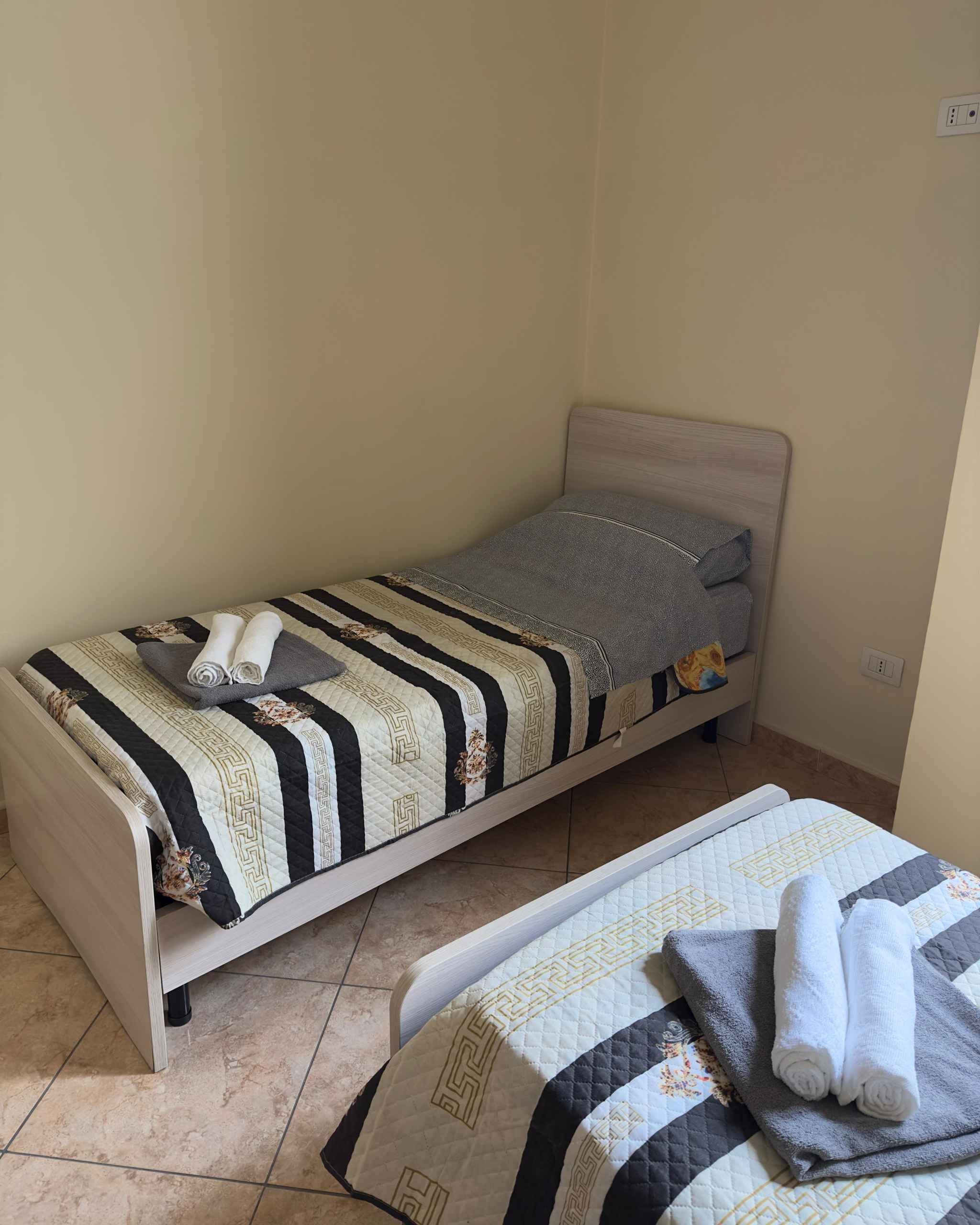 WhatsApp Image 2024-10-07 at 20.34.21 (1)